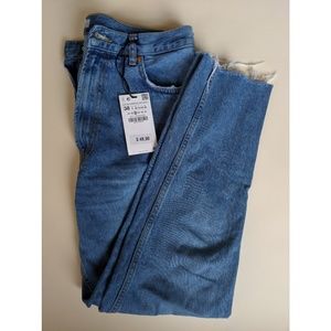 Zara jeans frayed light wash size 6 / 38